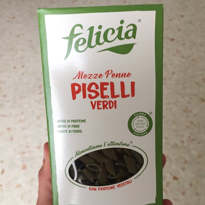 photo of Felicia Mezze penne di Piselli shared by @giuglutenfree on  11 Mar 2022 - review