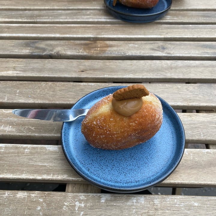 photo of HBW Coffee Biscoff Donut shared by @rebeccasechi on  22 May 2022 - review