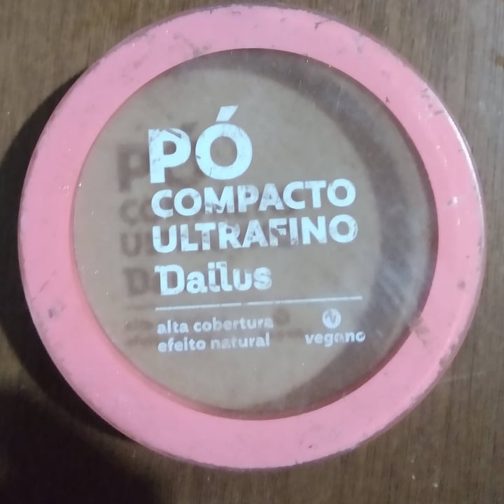 photo of Dailus Pó Compacto Ultrafino shared by @anyveggie on  15 Jun 2022 - review