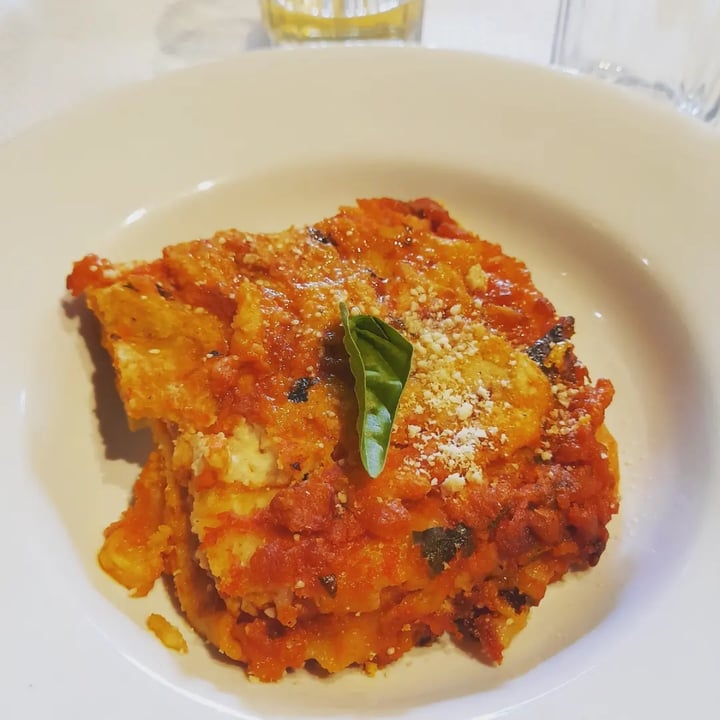 photo of Torre Colombaia Lasagna al pomodoro shared by @lea13 on  25 Sep 2022 - review