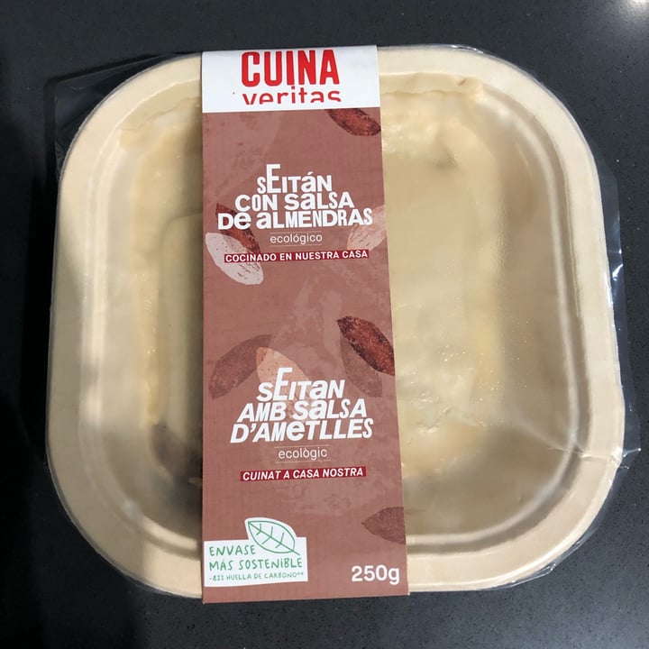 review photo of Veritas seitan en salsa de almendras shared by @laiavegana on 30 Oct 2021 - review