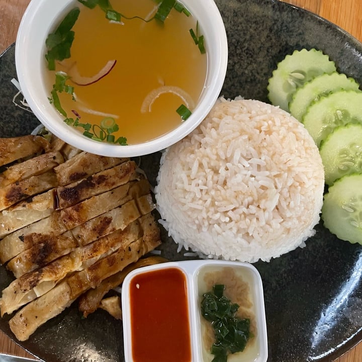 review photo of Brother Bon Hainanese Chicken Rice shared by @cheryllll on 26 Oct 2022 - review