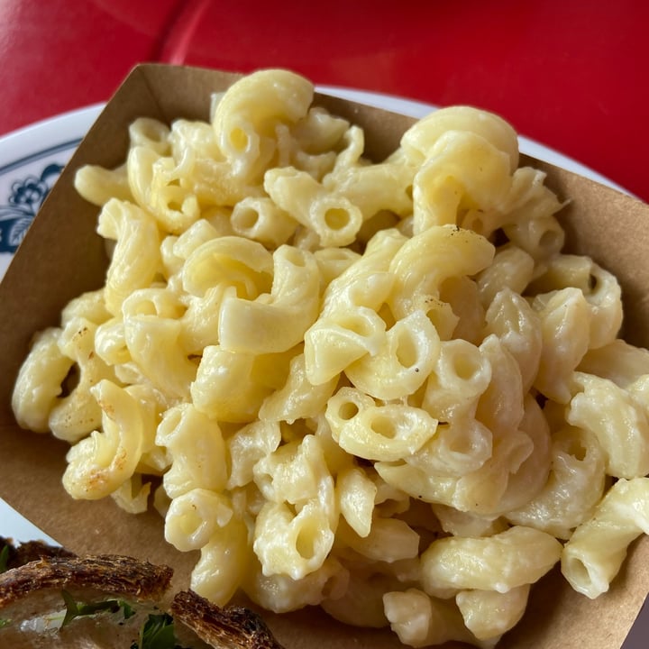 photo of Vida's Plant Based Butcher Mac and cheese shared by @vfct on  23 Mar 2022 - review