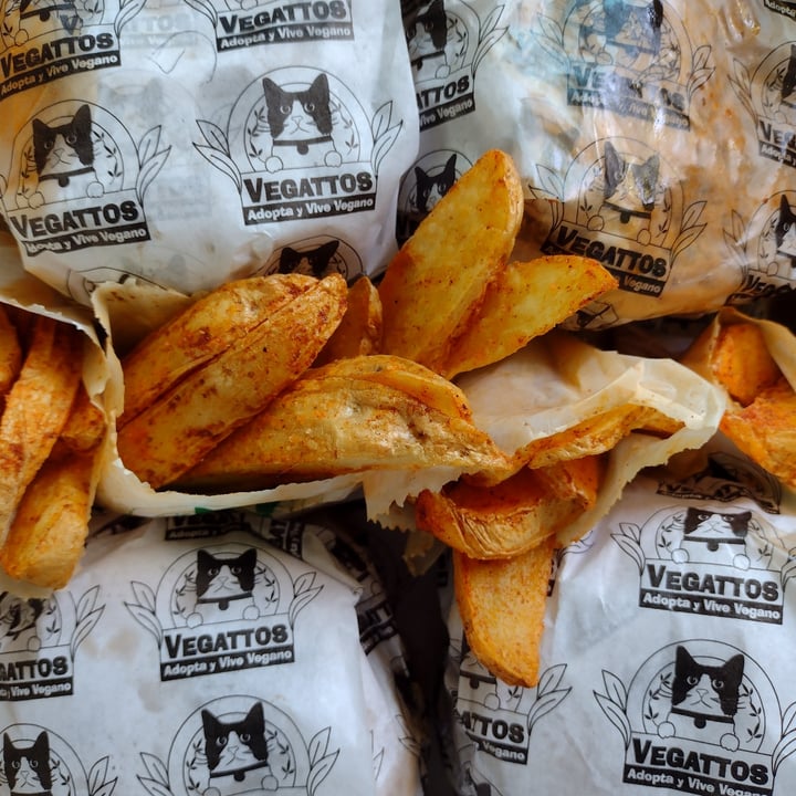 photo of Vegattos Hamburguesa Crispy shared by @edyara on  29 May 2021 - review