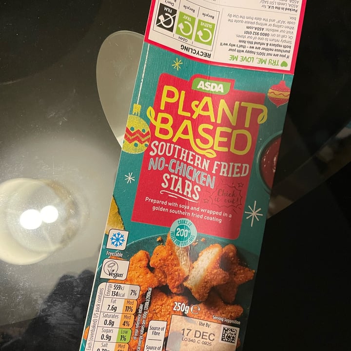 photo of ASDA southern fried no-chicken stars shared by @sasa0409 on  09 Dec 2022 - review
