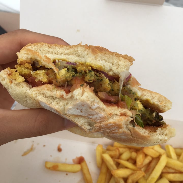 review photo of Puldagon Farm Shop & Restaurant The “Veggie” Burger shared by @mintypig on 03 Aug 2022 - review