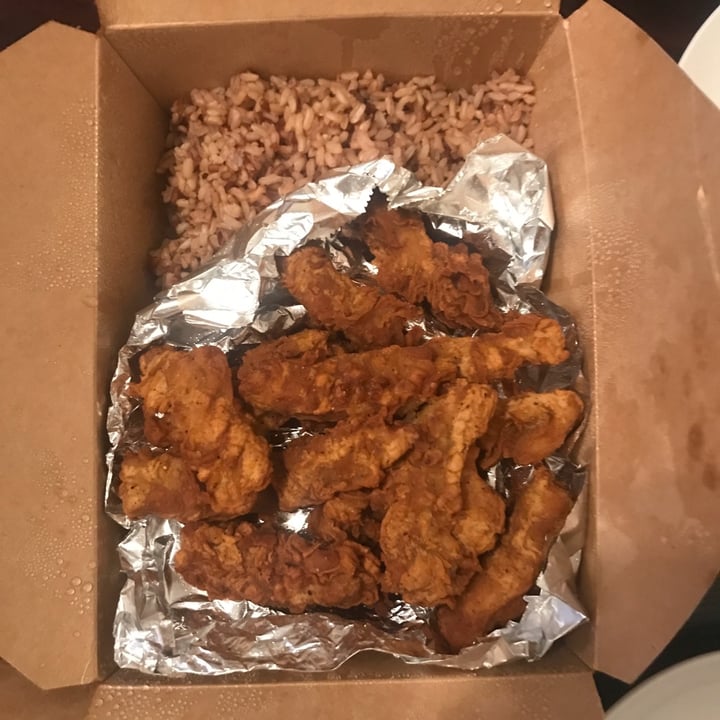 photo of My Vegan Gold Orange Chicken shared by @dominionandchill on  16 Apr 2020 - review