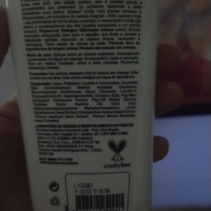 review photo of Shampoo phytoervas Shampoo Phytoervas Hidratação Intensa Coco & Algodão shared by @ineznickele on 03 Jul 2022 - review
