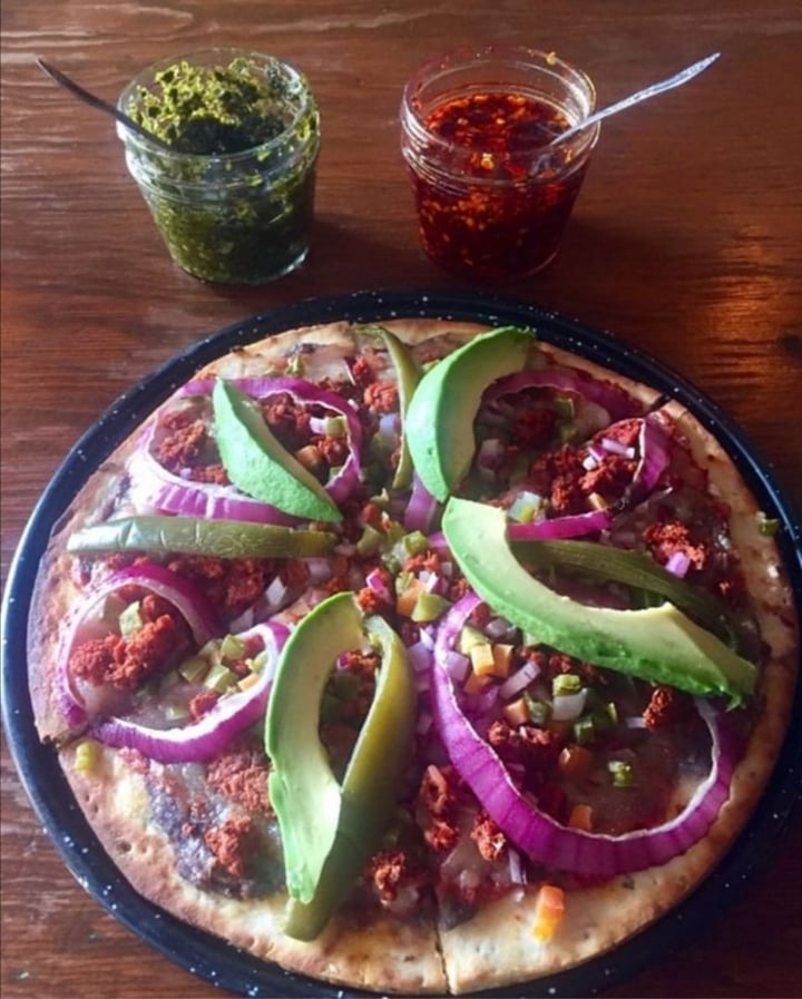 photo of u.to.pi.a Pizza Mexicana shared by @arturitob2 on  23 Feb 2020 - review