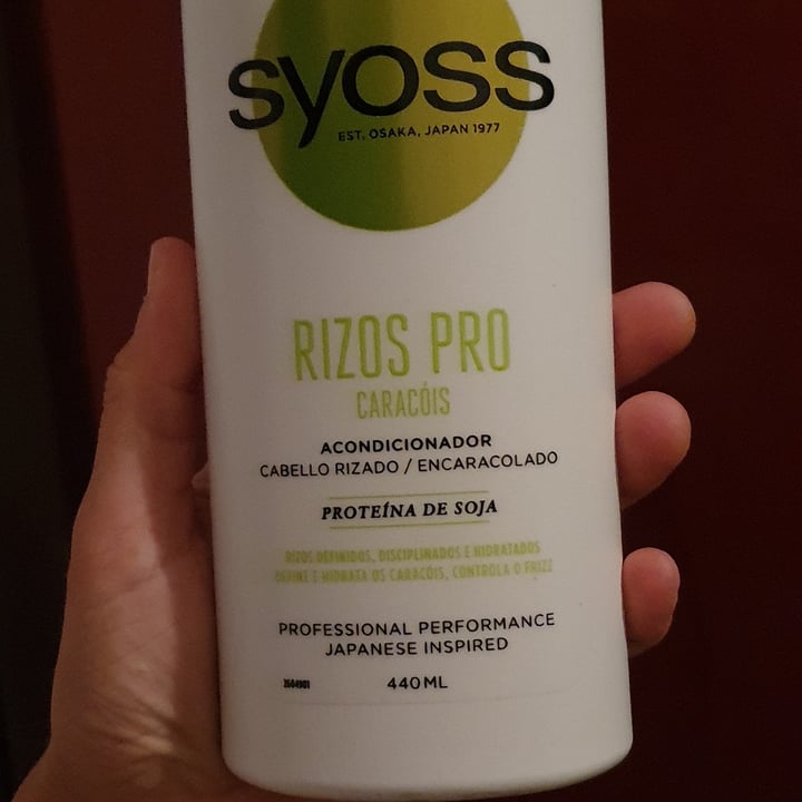 photo of SYOSS Acondicionador rizos pro shared by @martajklm on  04 Jun 2022 - review
