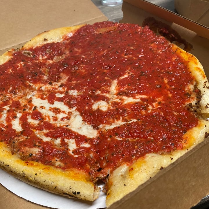 photo of Kitchen 17 Deep Dish “Traditional” Pizza shared by @alaina on  23 Nov 2020 - review