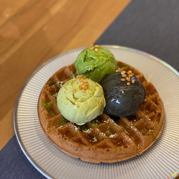 photo of Hvala Keong Saik Genmaicha gelato shared by @cocothekoala on  12 Oct 2020 - review