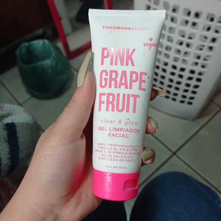 photo of Todomoda Beauty Gel Limpiador Facial shared by @rulos on  03 Oct 2021 - review