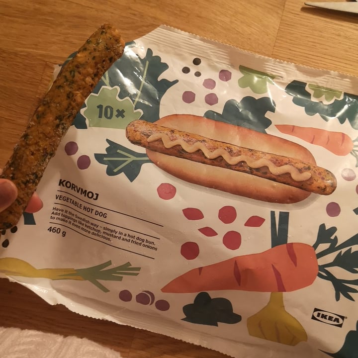 photo of Ikea Korvmoj Vegetable Hot Dog shared by @lindaemecs on  17 Nov 2022 - review