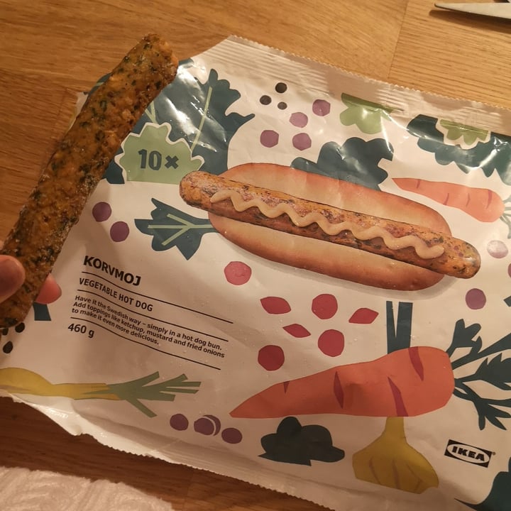 review photo of Ikea Korvmoj Vegetable Hot Dog shared by @lindaemecs on 17 Nov 2022 - review