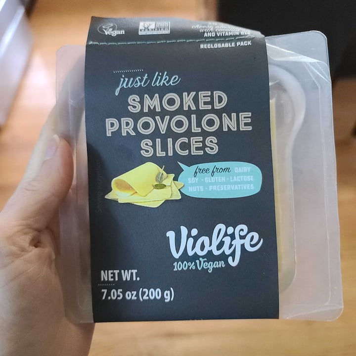 review photo of Violife Smoked Provolone Slices shared by @hollywoodtoldu on 22 Oct 2020 - review