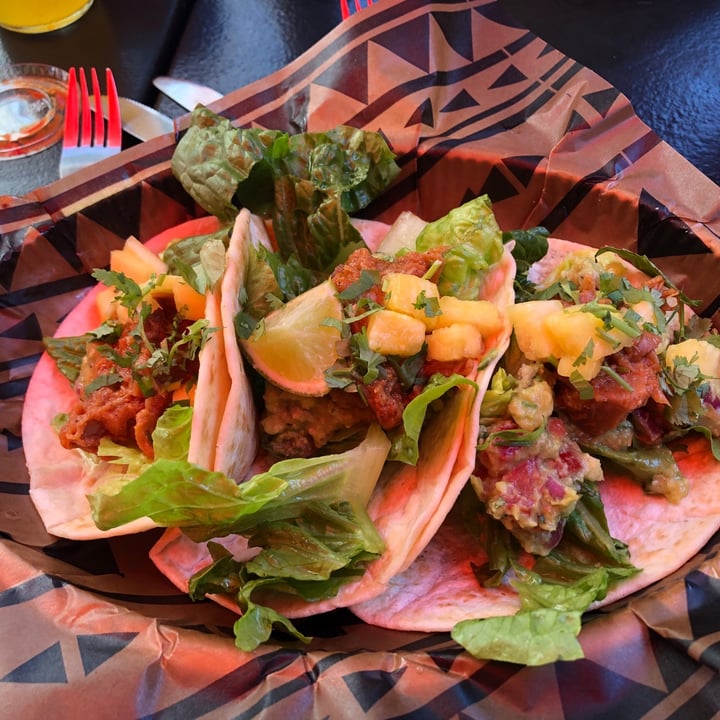 photo of Zócalo BBQ Bombero Taco w. Pulled Jackfruit shared by @emiliasvenssonlinde on  31 Aug 2020 - review