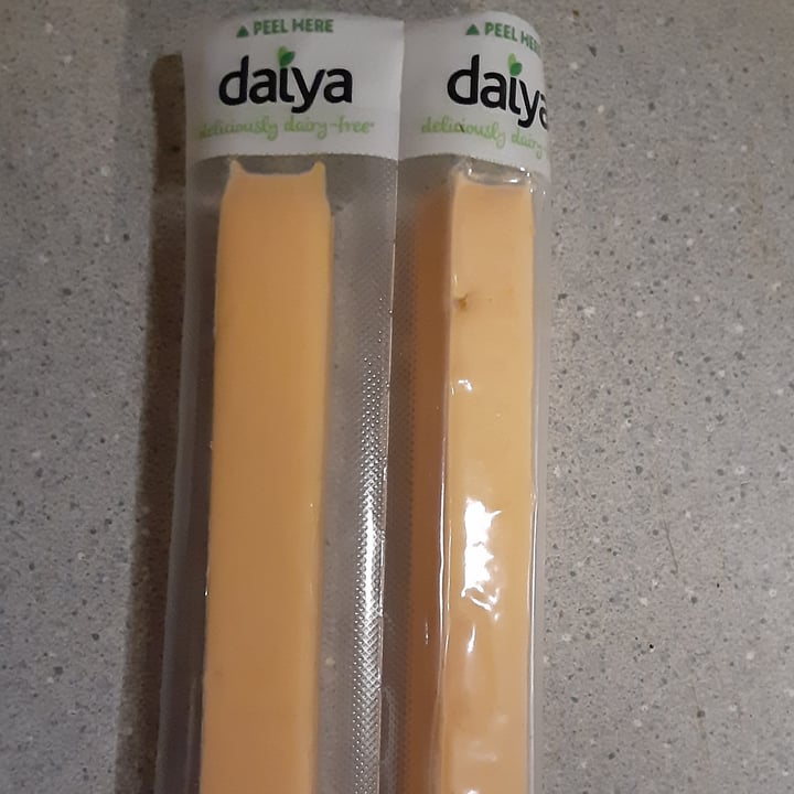 photo of Daiya Cheese sticks Cheddar Style shared by @veganfta on  22 Aug 2021 - review
