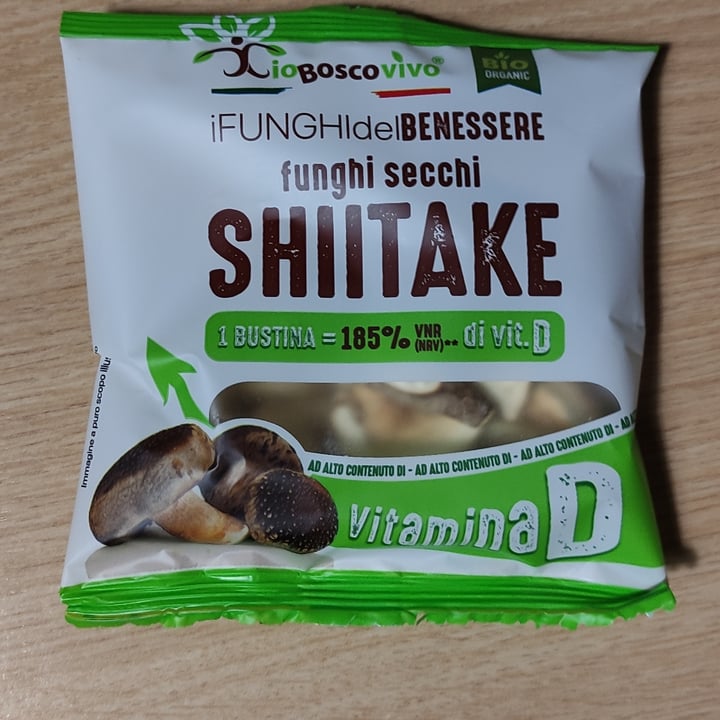 photo of IoBoscoVivo Funghi secchi Shiitake a fette shared by @paolagalimberti on  29 Sep 2022 - review