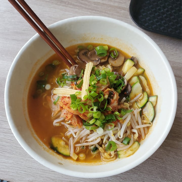 photo of De Patchka Spicy Kimchi Ramen shared by @virg on  31 May 2022 - review