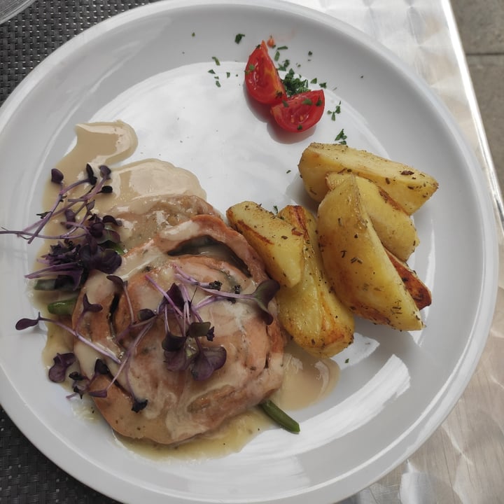 review photo of La Tecia Vegana Arrosto Di Seitan shared by @merlerouge on 07 Sep 2022 - review