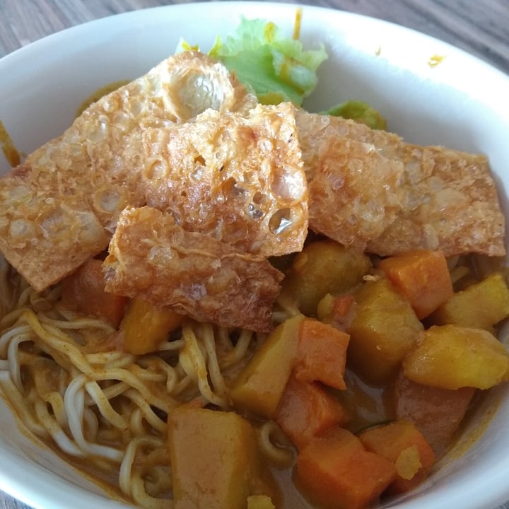 photo of Origanics Curry Ramen shared by @cody on  27 Jan 2021 - review