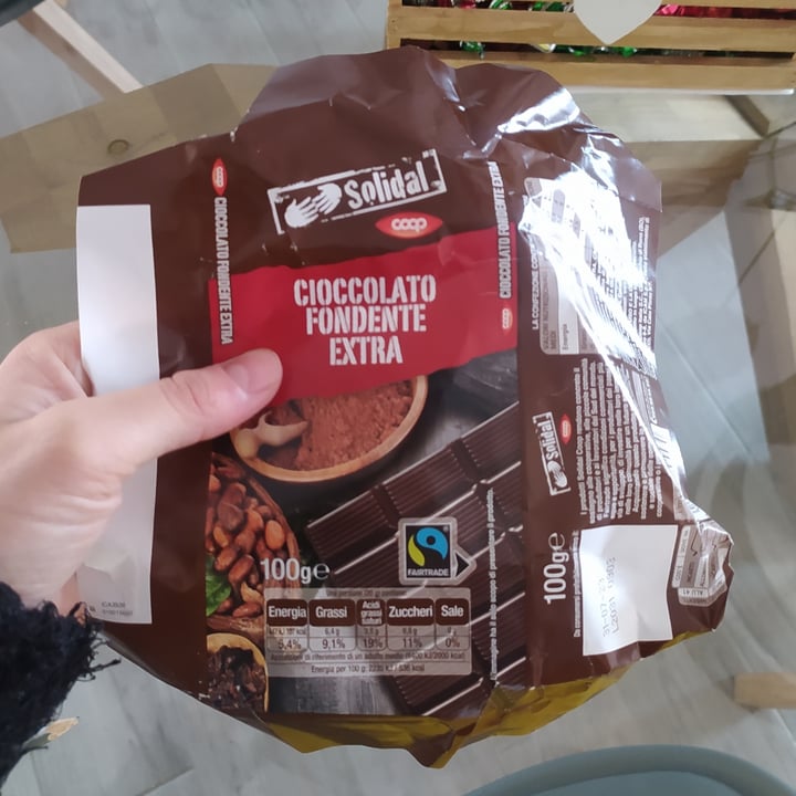 photo of Coop Cioccolato Fondente Extra 50% shared by @martinafabrizi on  21 Mar 2022 - review