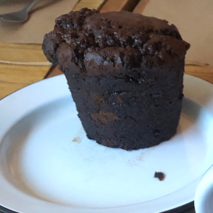 photo of OL'DAYS Coffee and Deli Muffin de chocolate vegano shared by @gbrito on  01 May 2021 - review