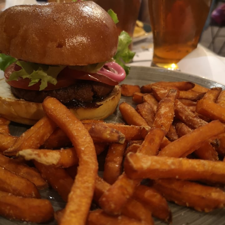 photo of Hamerica's Simile Burger shared by @riako on  18 May 2022 - review