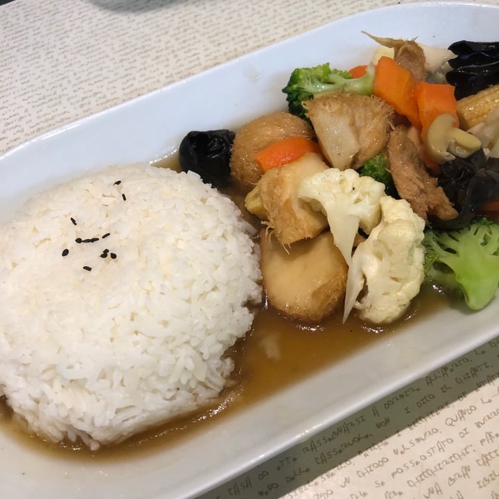 photo of Vegetarian Express Cafe Monkey Head Mushroom Rice shared by @soy-orbison on  16 Jan 2021 - review