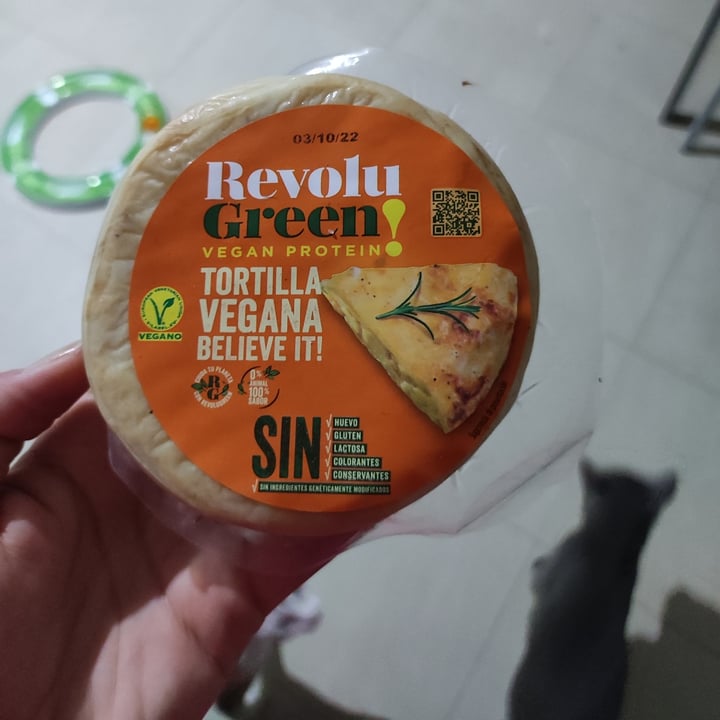 review photo of Revolu Green Tortilla vegana shared by @juliiapardo on 13 Sep 2022 - review