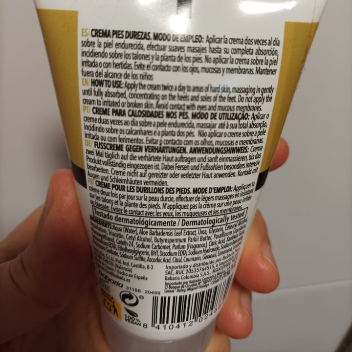 review photo of Babaria Crema Pies Durezas shared by @aliciagilmag on 06 Dec 2021 - review