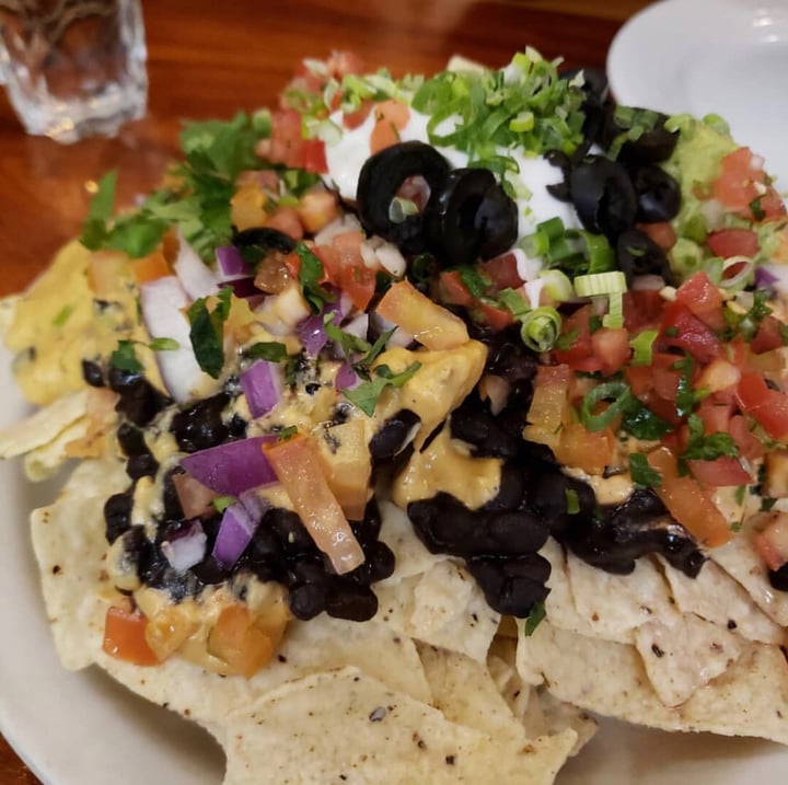 photo of Follow Your Heart Nachos shared by @evolotus on  25 Feb 2019 - review