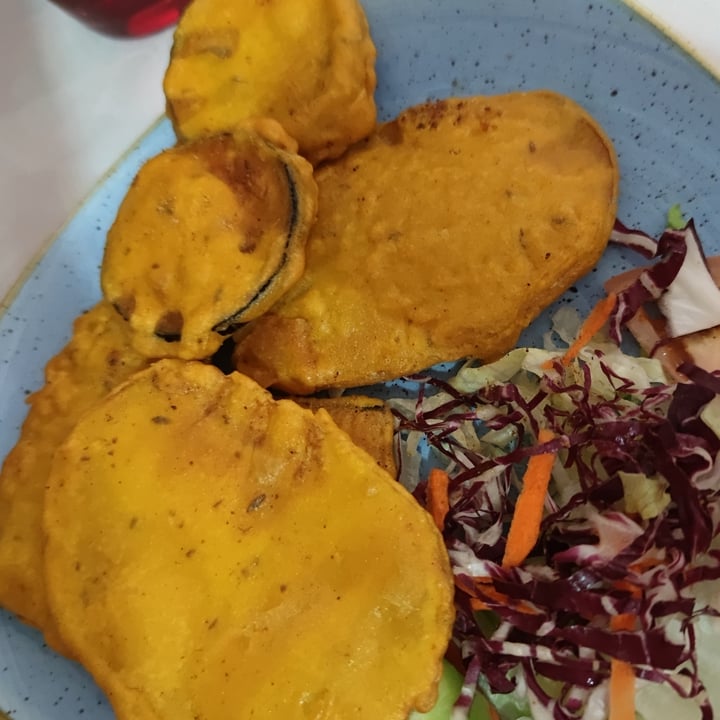 photo of Tandoori Flame sabzi pakora shared by @genea on  23 Oct 2022 - review