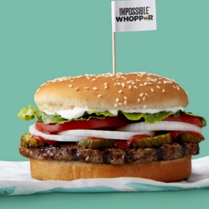 review photo of Burger King Impossible Whooper shared by @minkiechan on 05 Dec 2021 - review
