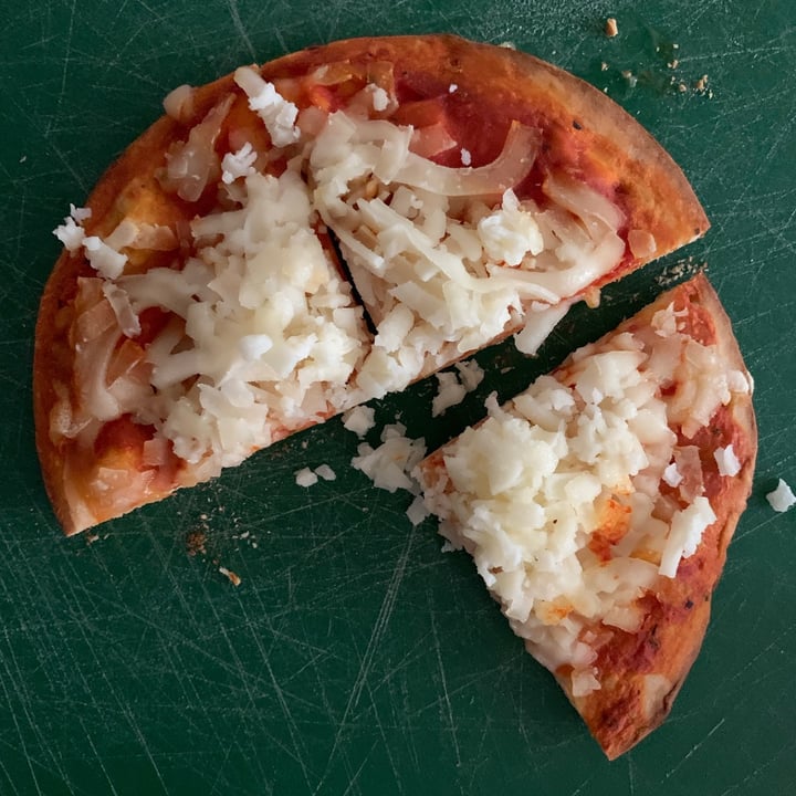photo of Alpha Foods Classic Mozza Pizza shared by @meatymcsorley on  09 Dec 2020 - review