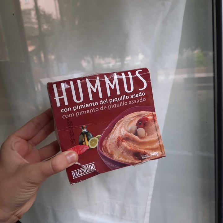 review photo of Hacendado Hummus con Pimiento del Piquillo Asado shared by @noemissioni on 23 Oct 2022 - review