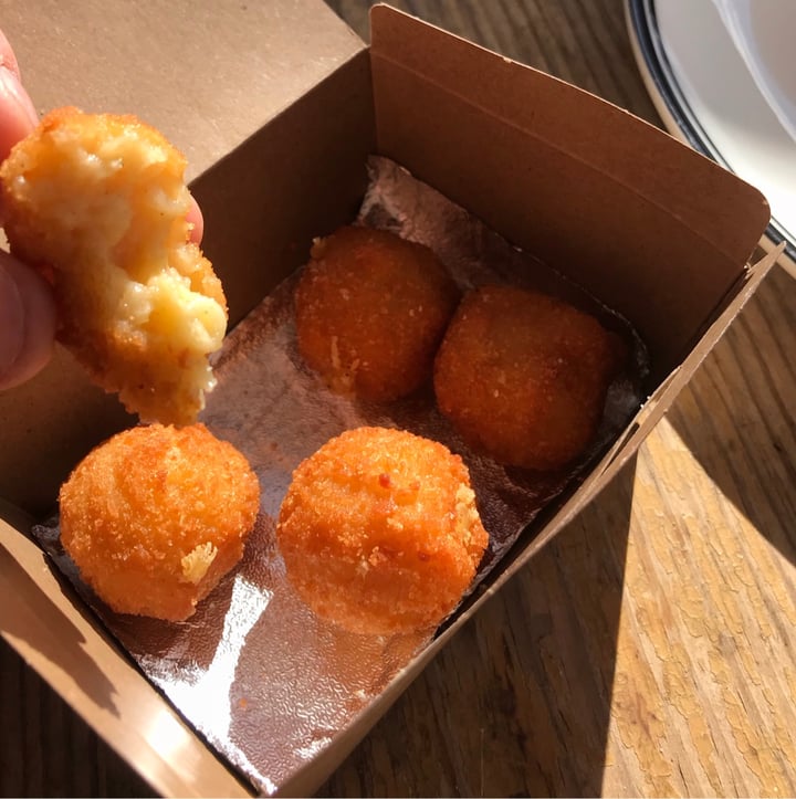 review photo of Lord of the Fries - Newtown Mac and Cheese Balls shared by @glimmertwin on 22 Aug 2020 - review