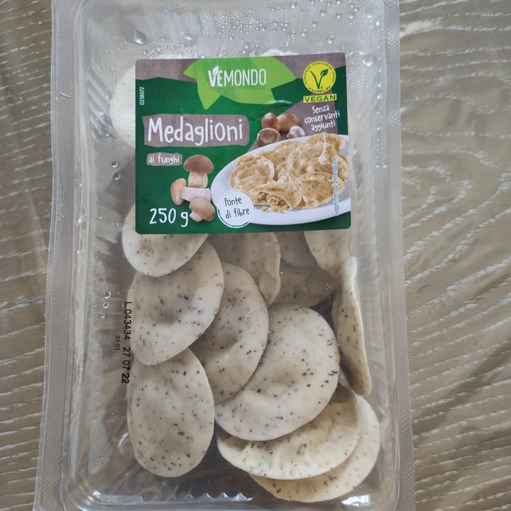 photo of Vemondo  Medaglioni ai Funghi shared by @gandalfra on  20 Aug 2022 - review