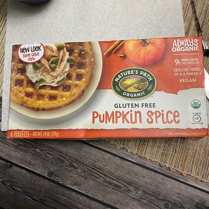 photo of Nature's Path Foods Pumpkin Spice Waffle shared by @veganfoodcrazy on  25 Sep 2020 - review
