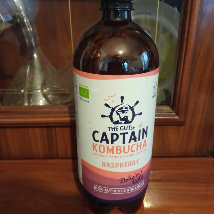 photo of Captain Kombucha Legendary Fermented Drink - California Raspberry shared by @rolandobolson on  25 Jul 2022 - review