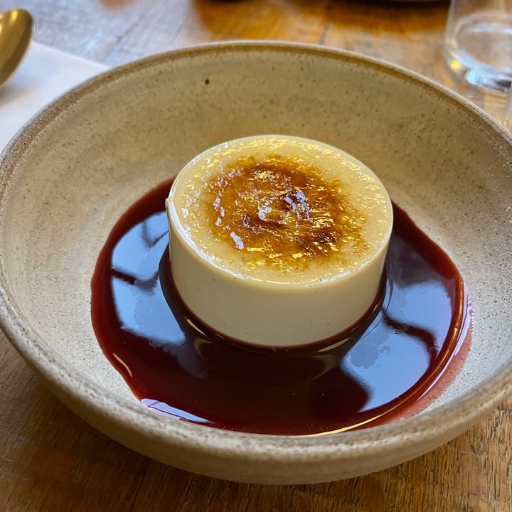 photo of mallow Creme brulee shared by @unicornjumper on  27 Oct 2022 - review