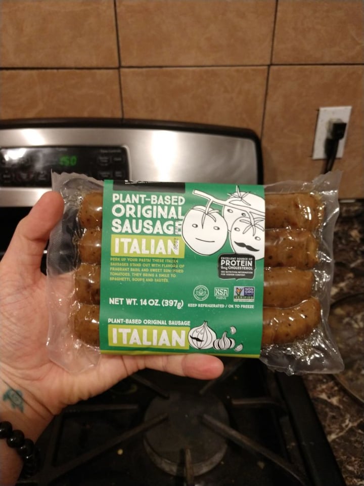 photo of Tofurky Plant-based Sausages Italian shared by @ryanrobert234 on  02 Apr 2020 - review