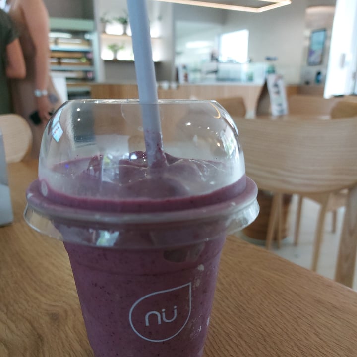 photo of Nü Peanut Butter Blu Smoothie shared by @lizadewet on  12 Mar 2022 - review