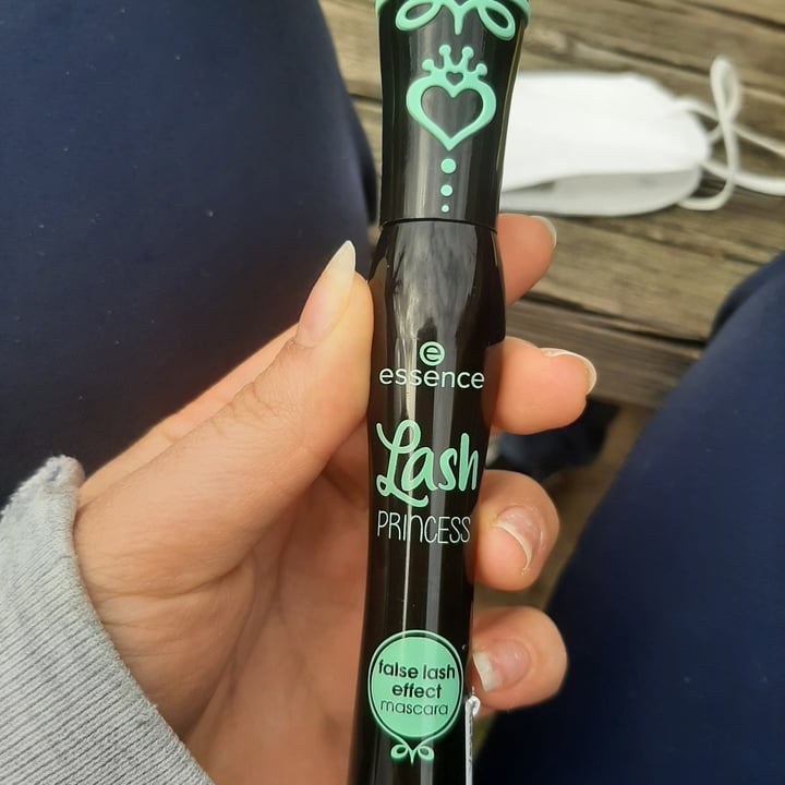 photo of Essence Cosmetics Lash Princess False Lash Effect Mascara shared by @chiara16c on  15 Mar 2022 - review