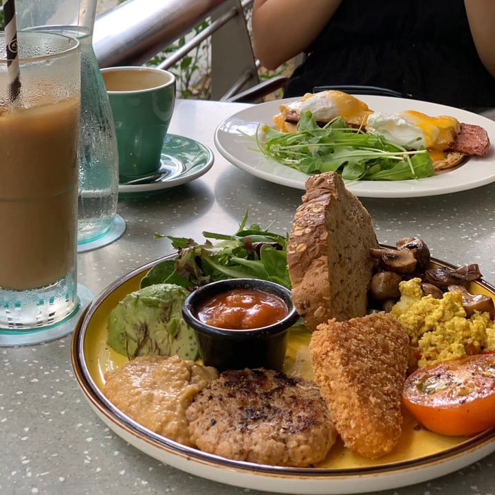 photo of Privé Paragon Plant Power Breakfast shared by @ahling on  13 Mar 2021 - review