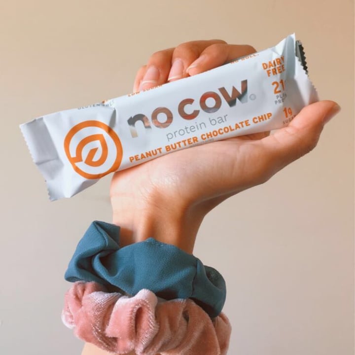 photo of No Cow Peanut Butter Chocolate Chip Bar shared by @crazymoni5 on  12 Aug 2020 - review