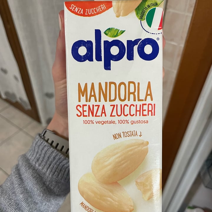 photo of Alpro Mandorla Senza Zuccheri shared by @elisa91 on  05 Apr 2022 - review