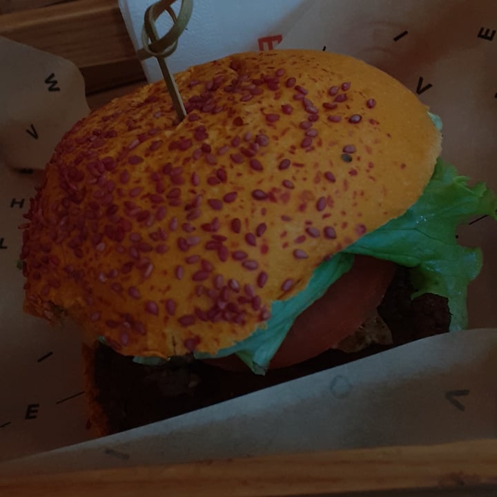 photo of Flower Burger hercules burger shared by @iosonoedgavd on  30 Oct 2022 - review