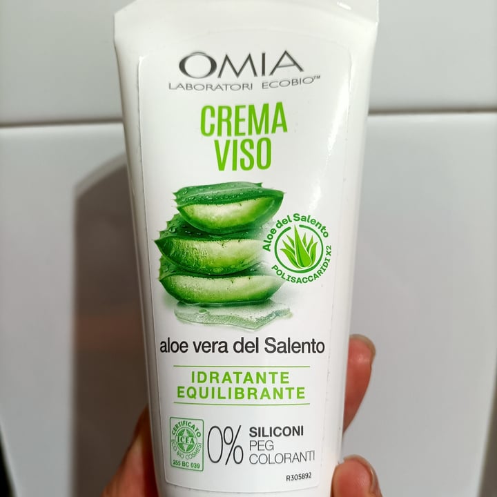 photo of Omia Crema viso biologica aloe vera shared by @papayafruit on  26 Oct 2022 - review